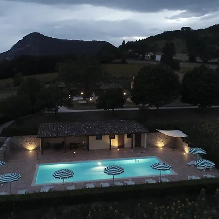 Le Querce Agroturismo Serra San Quirico