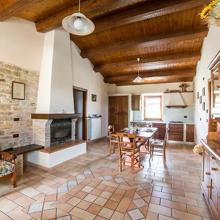 Le Querce Agroturismo Serra San Quirico